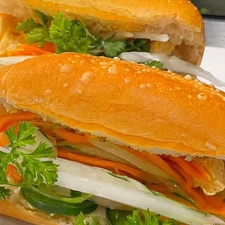 Vegetable Banh Mi (No Pate- meat paste)